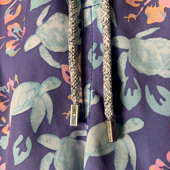 REVOLVE Vintage Summer | Men’s Tropical Turtle Print Swim Trunks - Medium - Picture 4 of 11